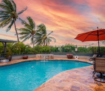 Escape to Romance: Unwind at Our Handpicked Selection of Romantic Hotels in Lahaina (Hawaii)