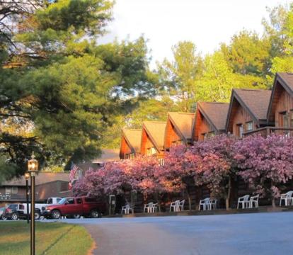 Best hotels with Hot Tub in room in Woodsville (New Hampshire)