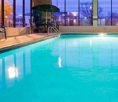 Photo of Norwood Inn & Suites Eagan