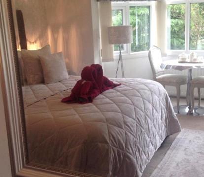 Photo of Oakleigh house