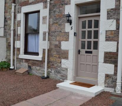 Photo of Old Bridge End