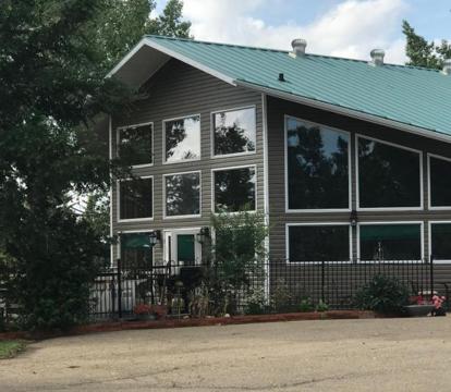 Photo of Rolling Hills Country Resort Bed and Breakfast