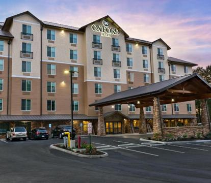 Photo of Oxford Suites Bellingham