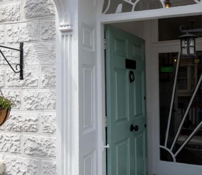 Photo of Palace Hill Hotel