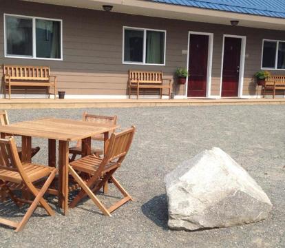 Photo of Parkside Inn