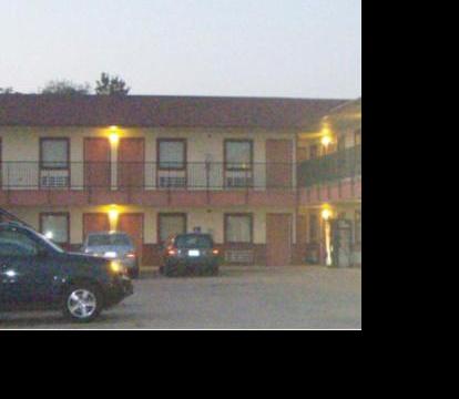 Best Adults-Only hotels in Wichita (Kansas)
