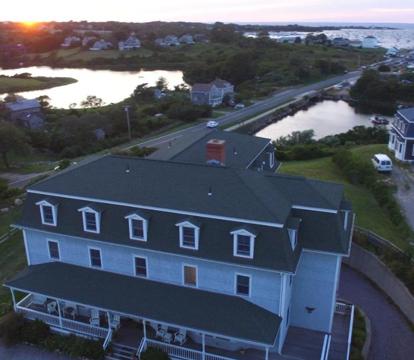 Photo of Payne's Harbor View Inn