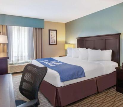 Best hotels with Hot Tub in room in Petoskey (Michigan)