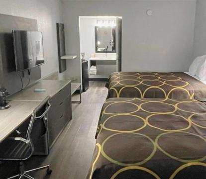 Photo of Super 8 by Wyndham Pigeon Forge Downtown