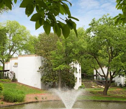 Photo of The Griffin Hotel - A Colonial Williamsburg Hotel