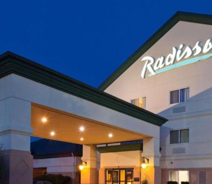 Photo of Radisson Hotel & Conference Center Rockford