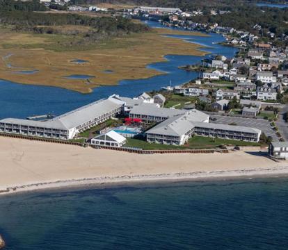Best hotels with Spa and Wellness Center in South Yarmouth (Massachusetts)