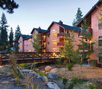 Best hotels with Spa and Wellness Center in Zephyr Cove (Nevada)