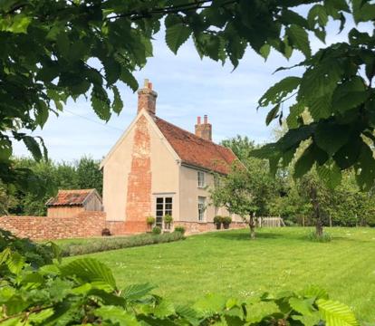 Photo of Retreat East