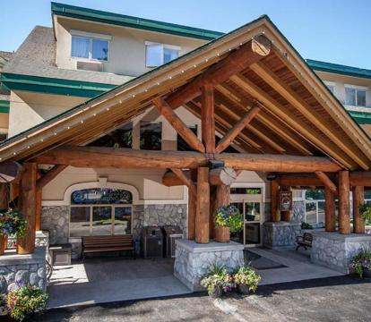 Photo of Coast Hillcrest Hotel