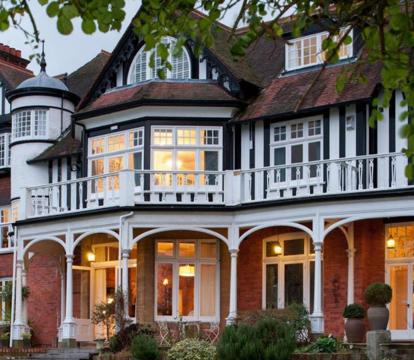 Photo of River Arts Club