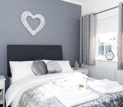 Photo of Riverside Cottage, Shefford