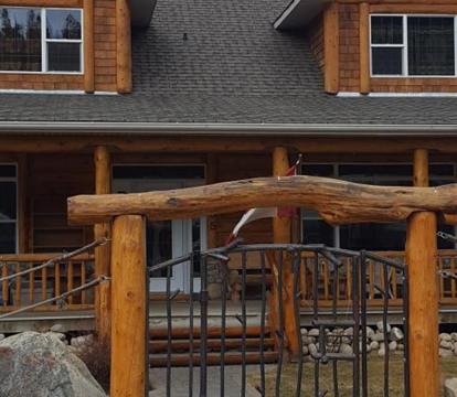 Photo of Roche Bonhomme Rustic Suite