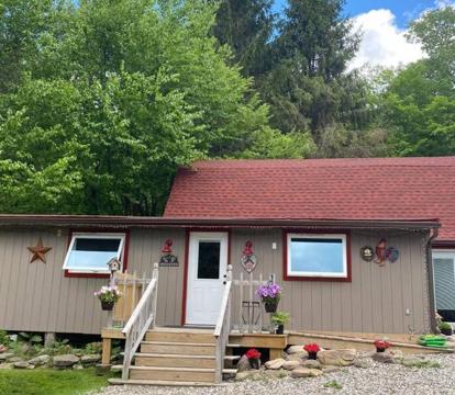 Photo of Roscoe Cottage Pet Friendly