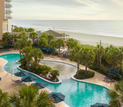 Photo of Royale Palms Condominiums