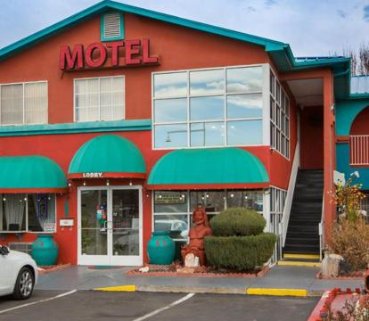 Photo of Sandia Peak Inn at Old Town Albuquerque