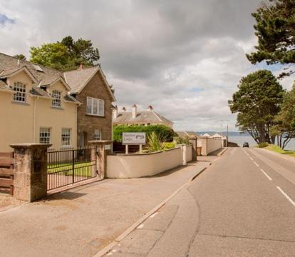 Photo of Sea View Lodge