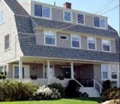 Photo of Seafarer Inn