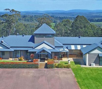 Photo of Sensational Heights Bed & Breakfast