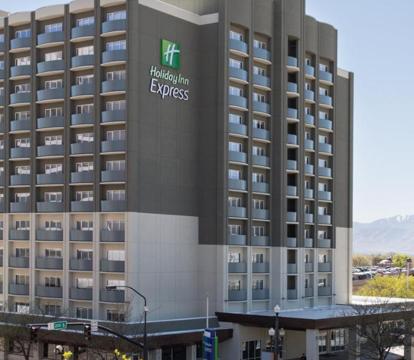 Photo of Holiday Inn Express Salt Lake City Downtown, an IHG Hotel
