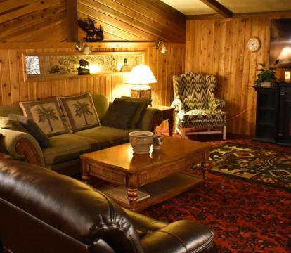 Photo of Silver Horseshoe Inn