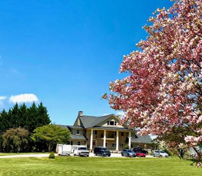 Photo of Skylaranna Hotel & Resort