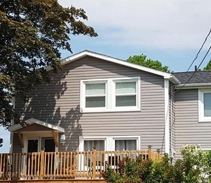 Photo of Small Town Bound Inn