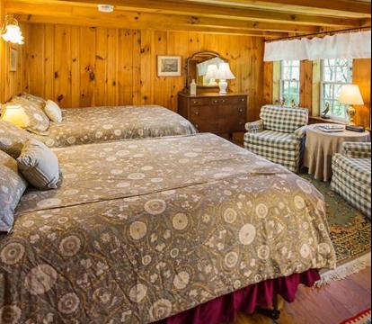 Photo of Snowvillage Inn