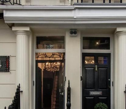 Photo of Square Townhouse