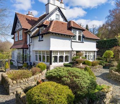 Photo of Storrs Gate House