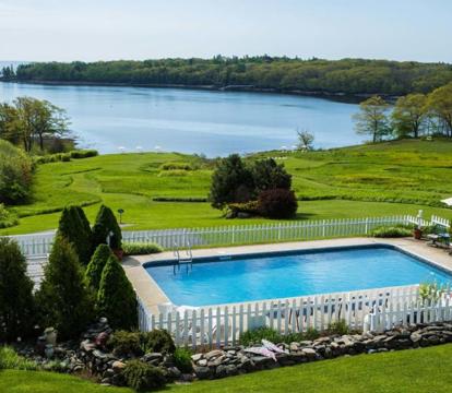 Best Adults-Only hotels in Rockport (Maine)