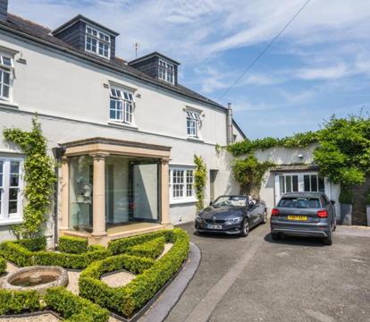 Photo of Strete Barton House