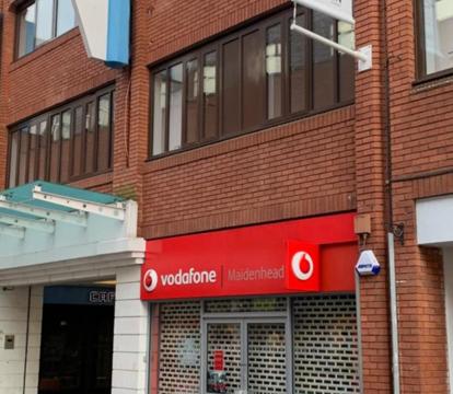 Photo of Stylish and Clean 1 Bed Apartment Maidenhead Town center