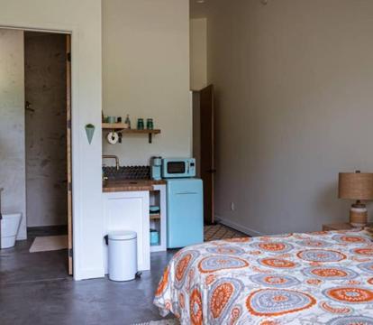 Photo of Stylish Studio on the Chewelah Golf Course