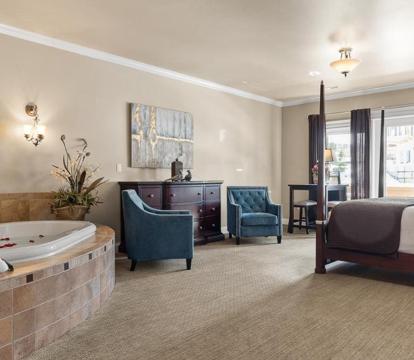 Photo of Summer Creek Inn