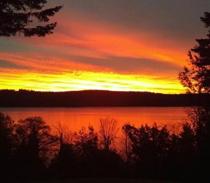 Photo of Sunrise Suite on the Sound