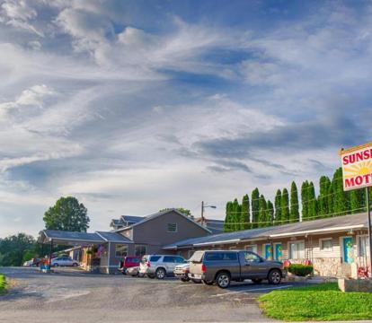 Best Adults-Only hotels in Murphy (North Carolina)