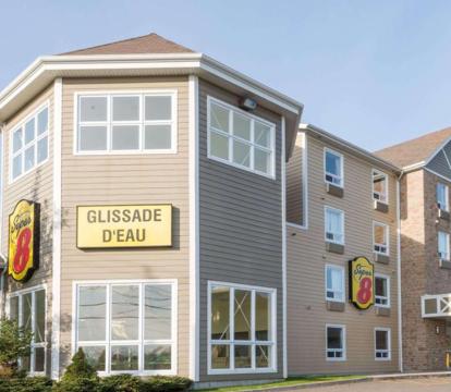 Photo of Super 8 by Wyndham Quebec City
