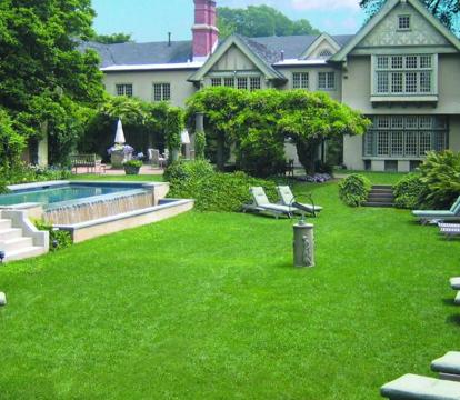 Best hotels with Spa and Wellness Center in East Hampton (New York State)