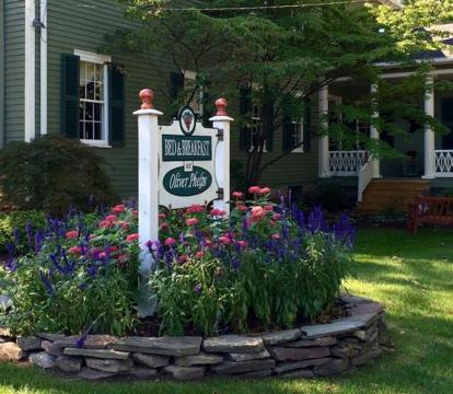 Best Adults-Only hotels in Canandaigua (New York State)