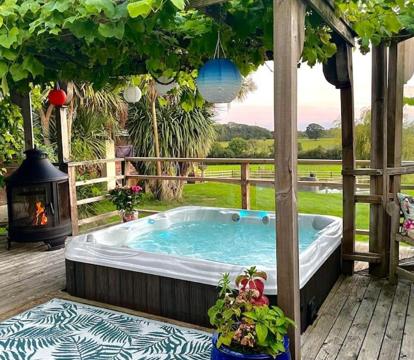 Photo of The DeerView Lodge with Hot Tub.