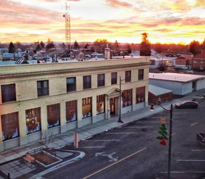 Escape to Romance: Unwind at Our Handpicked Selection of Romantic Hotels in Rupert (Idaho)
