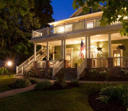 Photo of The Foxglove Inn