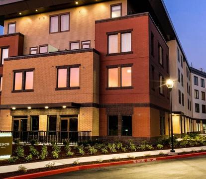 Best hotels with Spa and Wellness Center in Independence (Oregon)