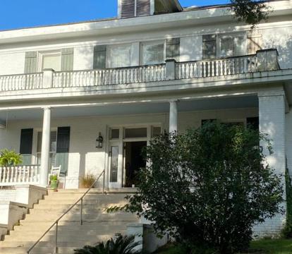 Photo of The King's Daughters B and B on the Bluff overlooking the Mighty Mississippi